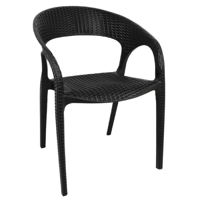 Stapelbare-zwarte-rotan-stoelen.