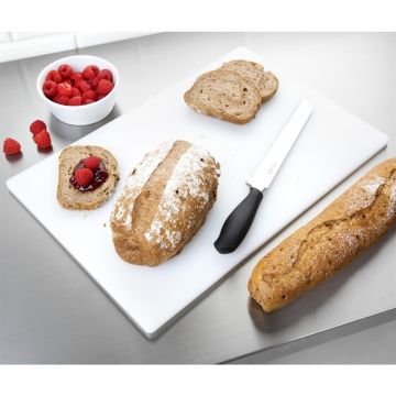 Witte snijplank voor kaas en brood.