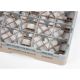 Cambro vaatwaskorf met 25 compartimenten max. glashoogte 9,2 cm.