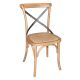 houten-stoelen-met-gekruiste-rugleuning